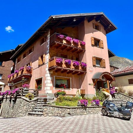 Hotel Adele Livigno Exterior photo